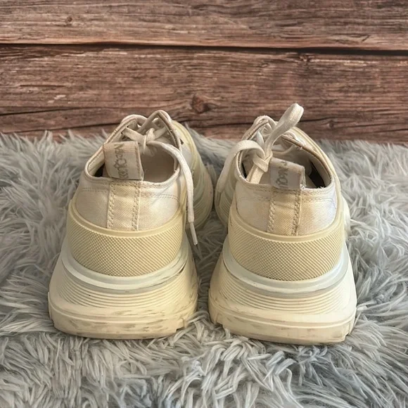 Alexander McQueen Tread Slick Women's Sneakers - Picture 5 of 10